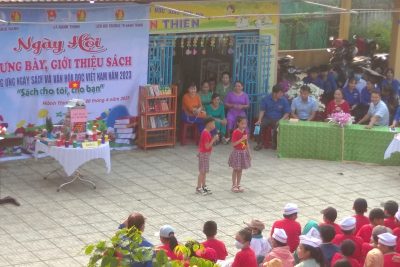 Trường Tiểu học Hành Thịnh: ? Hưởng ứng Ngày Sách và Văn hóa đọc Việt Nam năm 2023 với chủ đề: “Sách – Người bạn của chúng em”; “Sách cho tôi, cho bạn”, sáng ngày 20/4/2023